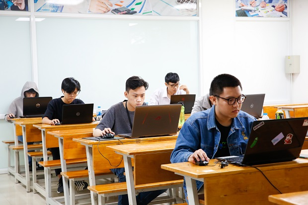Sinh viên khoa Công nghệ thông tin HUTECH giành giải Nhất cuộc thi Vietnam Packet Tracer 2020 28