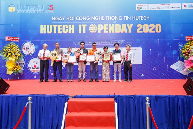 HUTECH IT Open Day 2020 - Sôi nổi “sàn giao dịch” kết nối sinh viên và doanh nghiệp thời kỳ 4.0 47