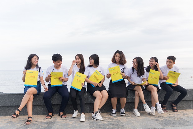 Về Bình Thuận, gặp gỡ tập thể đạt giải Ba cuộc thi Thiết kế áo lớp tại trường THPT Phan Bội Châu 107