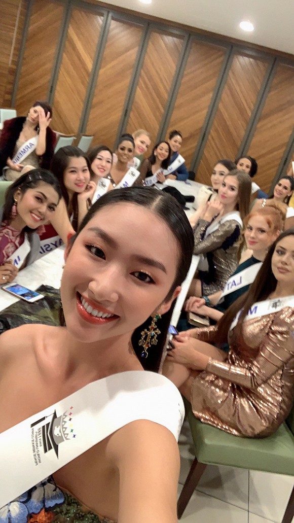 Người đẹp Thanh Khoa đăng quang Hoa hậu sinh viên thế giới 2019 44