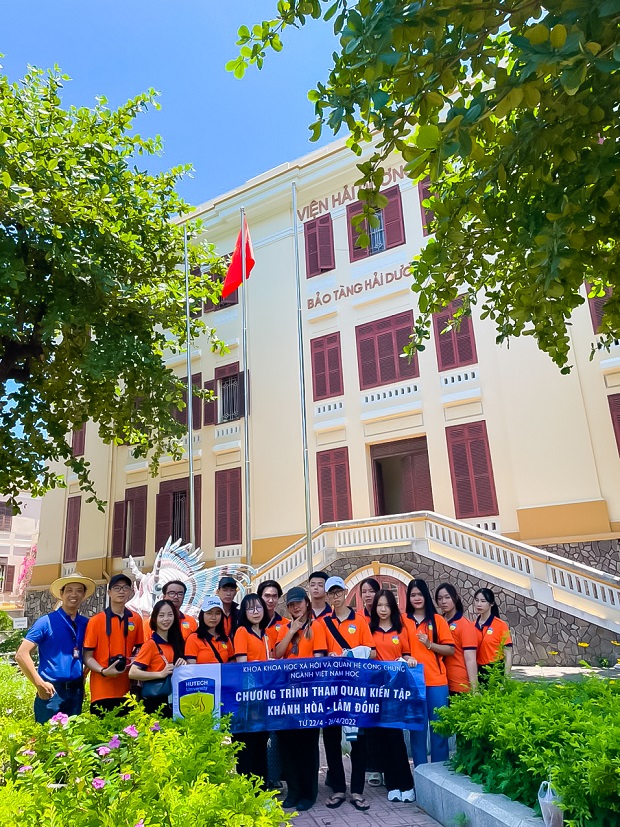 Sinh viên ngành Việt Nam học HUTECH khám phá những miền đất xinh đẹp trong chuyến học tập thực tế 39