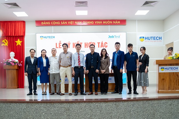 Công ty JobTest ký kết MOU và mang đến talkshow “chuyện nghề” cho sinh ...