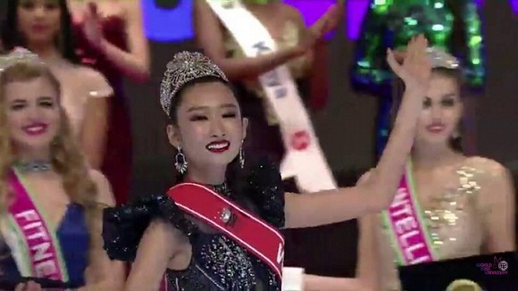 Người đẹp Thanh Khoa đăng quang Hoa hậu sinh viên thế giới 2019 22