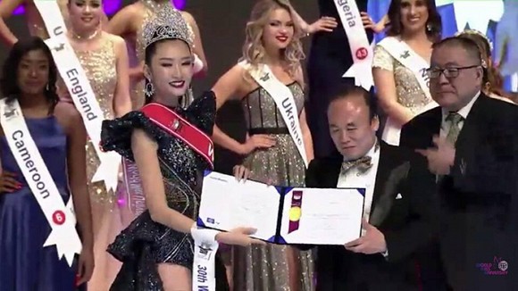 Người đẹp Thanh Khoa đăng quang Hoa hậu sinh viên thế giới 2019 25