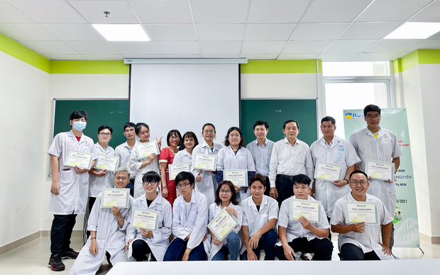 HUTECH Institute of Applied Sciences organizes a training course for future veterinarians 53