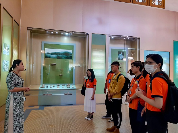 Sinh viên Việt Nam học HUTECH trải nghiệm hành trình văn hóa Việt Nam 36