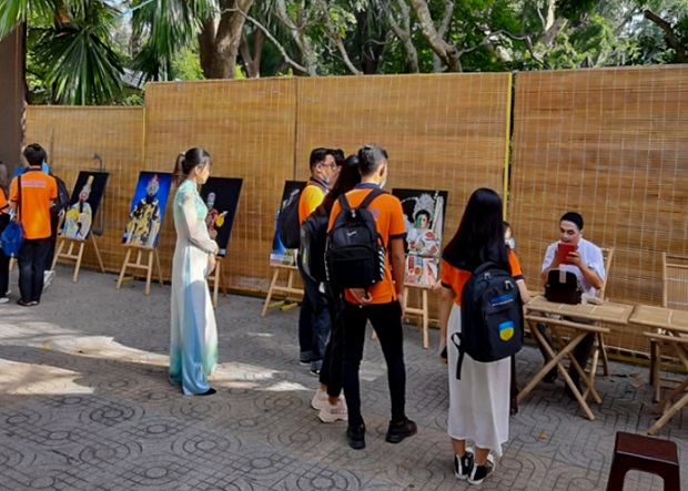 Sinh viên Việt Nam học HUTECH trải nghiệm hành trình văn hóa Việt Nam 42