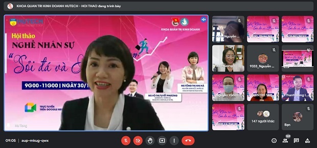 Sinh viên Khoa Quản trị kinh doanh tìm hiểu về “sỏi đá và hoa hồng” của nghề nhân sự 73