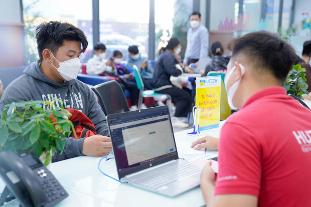 Thi tốt nghiệp xong, chọn trường xét tuyển đại học thế nào? 72