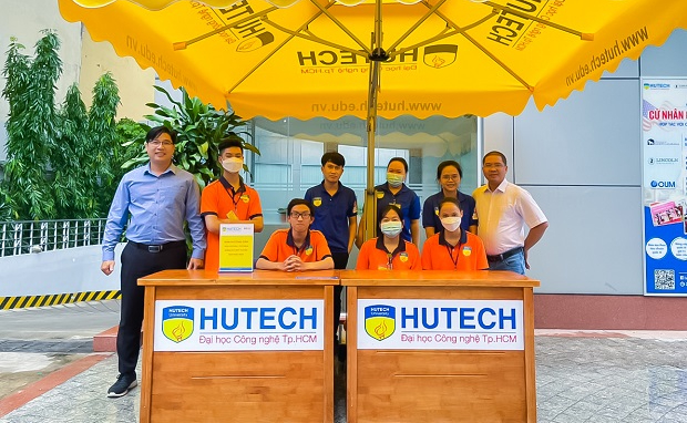 Mùa hè xanh HUTECH 2022: Đa dạng hoạt động tình nguyện tại mặt trận TP.HCM 114