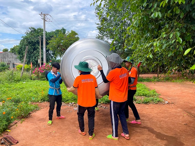 Mùa hè xanh HUTECH 2022: Đẩy nhanh tiến độ công trình cải tạo trường học ở làng Sur A (Gia Lai) 32