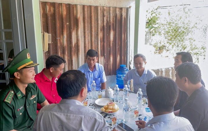 Khoa Tài chính - Thương mại trao tặng Nhà tình thương tại huyện Cần Giờ (TP.HCM) 65