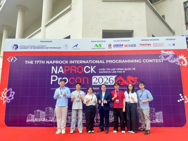 SINH VIÊN HUTECH TRANH TÀI TẠI CUỘC THI LẬP TRÌNH QUỐC TẾ NAPROCK PROCON 2026 7