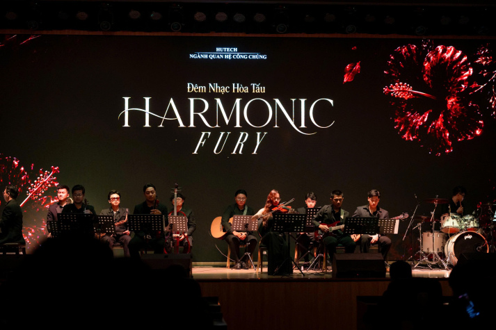 HARMONIC FURY: Hành Trình Từ Phòng Họp Đến Sân Khấu Sự Kiện Của Sinh Viên QHCC K2023 19