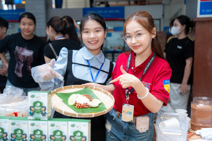 FOOD STORIES - NGÀY HỘI VĂN HÓA ẨM THỰC QUỐC TẾ 2026 LAN TỎA TINH THẦN HỘI NHẬP TẠI HUTECH 60