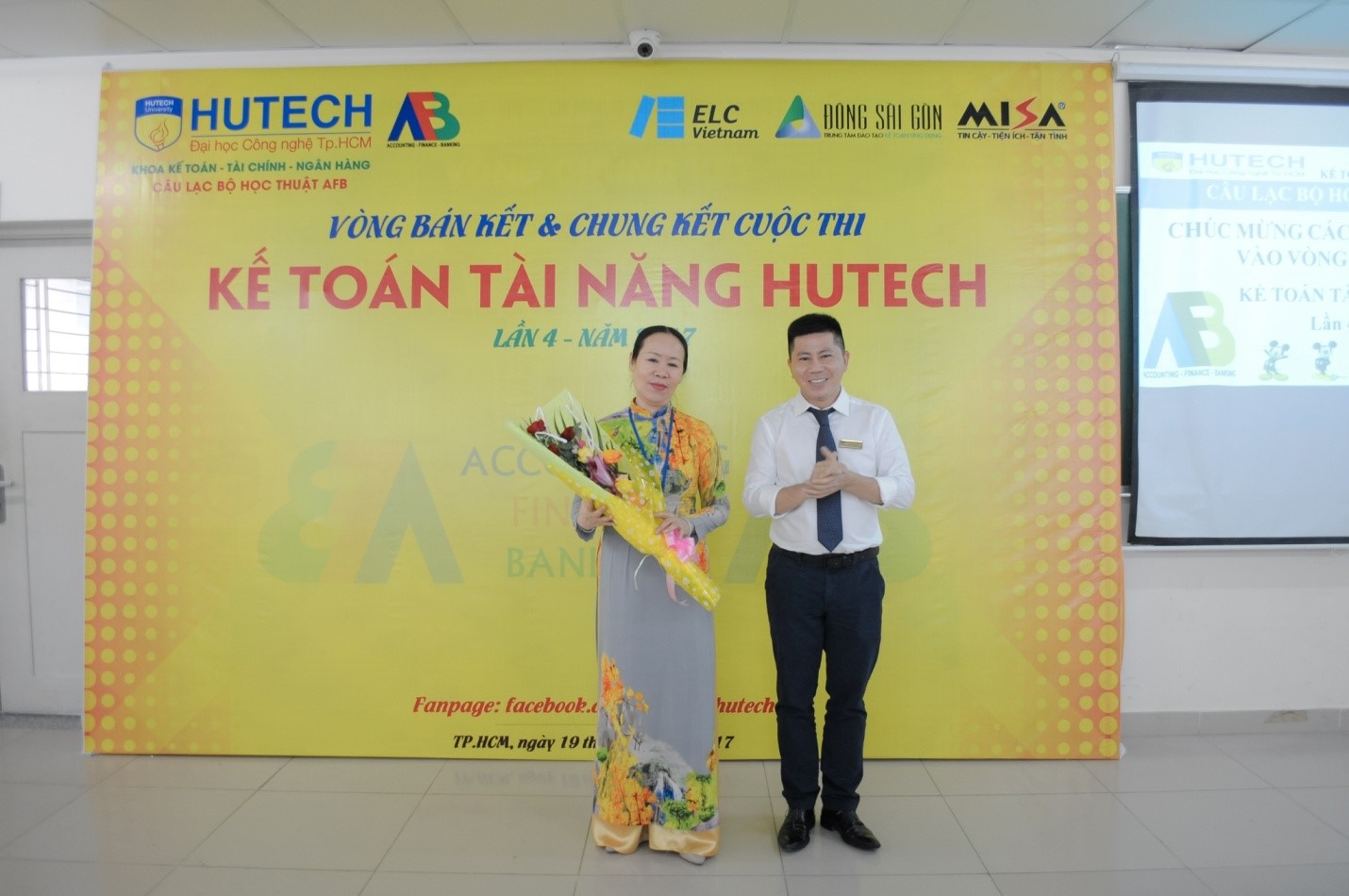 Tưng bừng vòng bán kết và chung kết, cuộc thi Kế toán tài năng Hutech – Lần thứ 2, Năm học 2017-2018 23