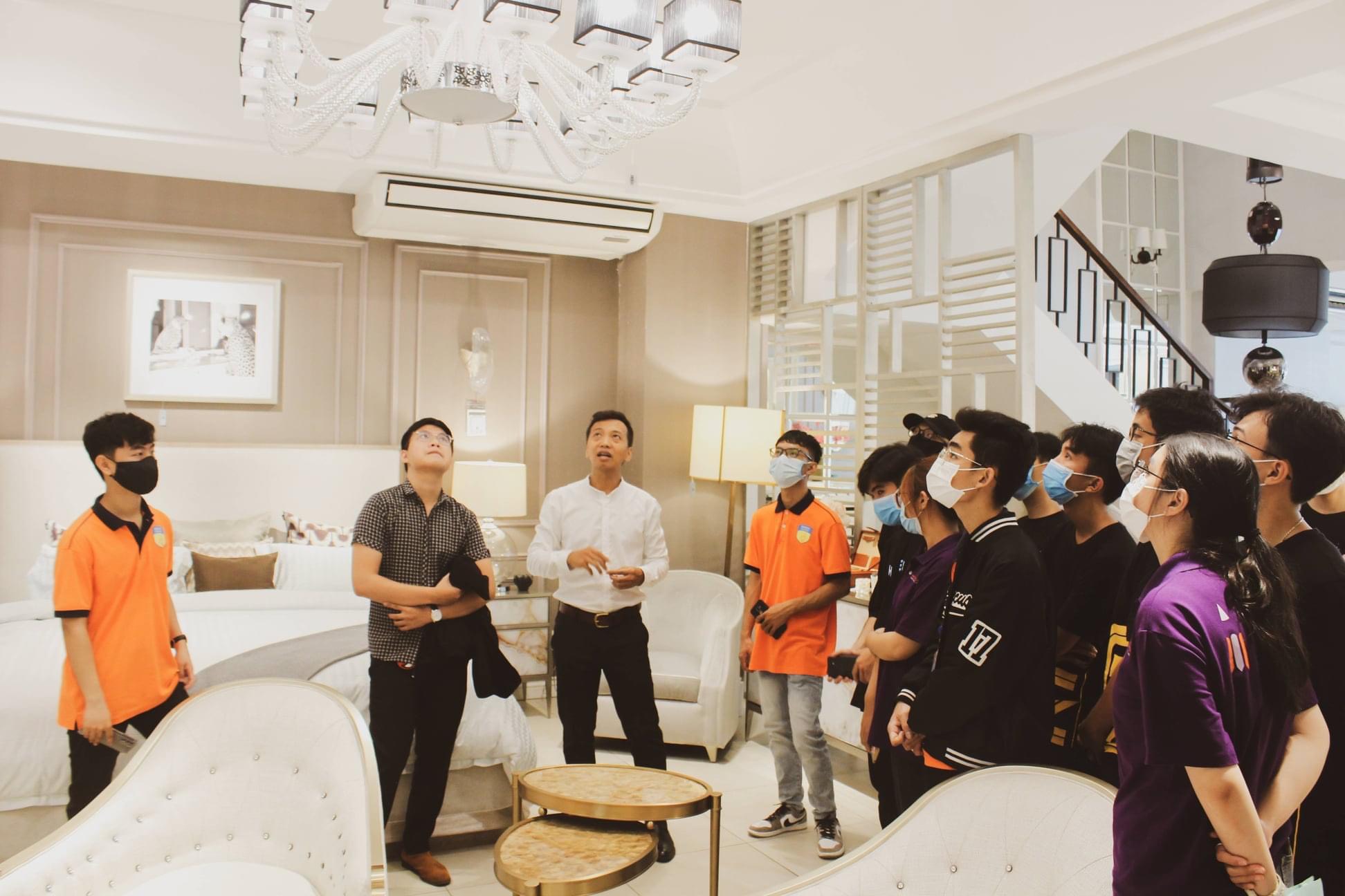 Câu lạc bộ Kiến trúc Mỹ thuật tham quan showroom nội thất cao cấp C.D.C Design Home và giao lưu với doanh nhân Phạm Cao Đông 76