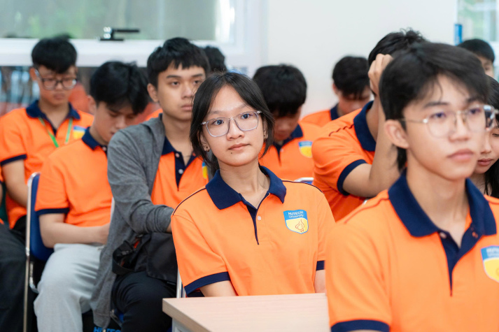 Khoa Kiến trúc – Xây dựng HUTECH chào đón Tân sinh viên, mở đầu hành trình đại học đầy trải nghiệm 112