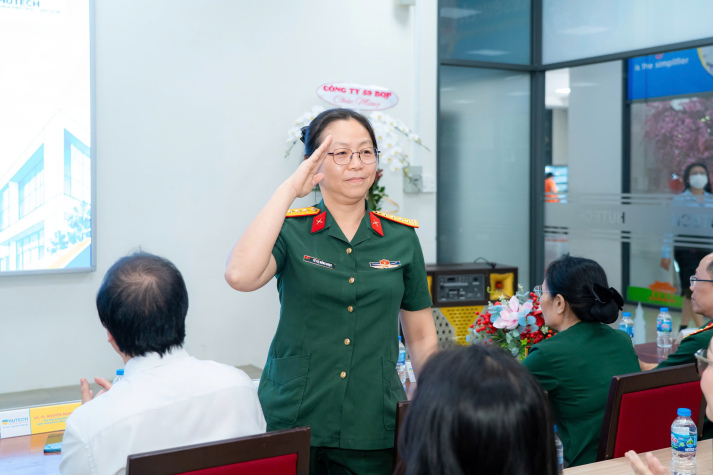LAN TỎA GIÁ TRỊ – TIẾP SỨC SINH VIÊN VƯƠN LÊN TRONG HỌC TẬP 13