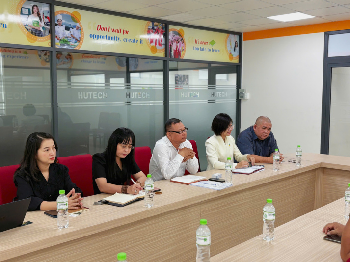 Khoa Luật HUTECH làm việc với tổ chức LIF Vietnam Chapter (LVC) – Hướng đến ký kết MOU trong thời gian tới! 13