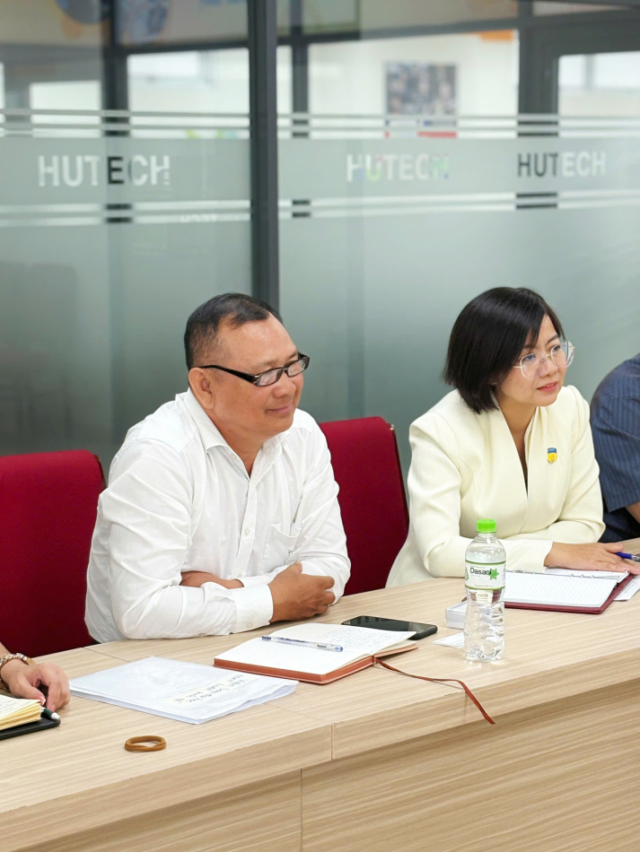 Khoa Luật HUTECH làm việc với tổ chức LIF Vietnam Chapter (LVC) – Hướng đến ký kết MOU trong thời gian tới! 25