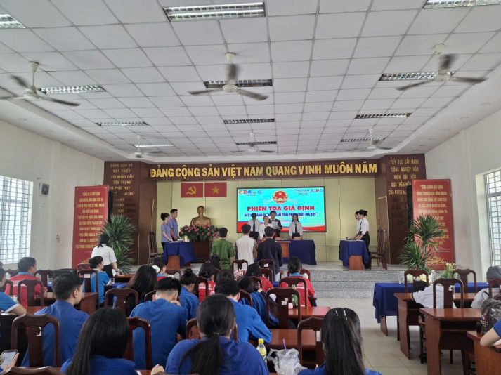 Khoa Luật - HUTECH tổ chức hoạt động phiên tòa giả định ấn tượng nhằm nâng cao nhận thức cộng đồng và rèn luyện sinh viên 20