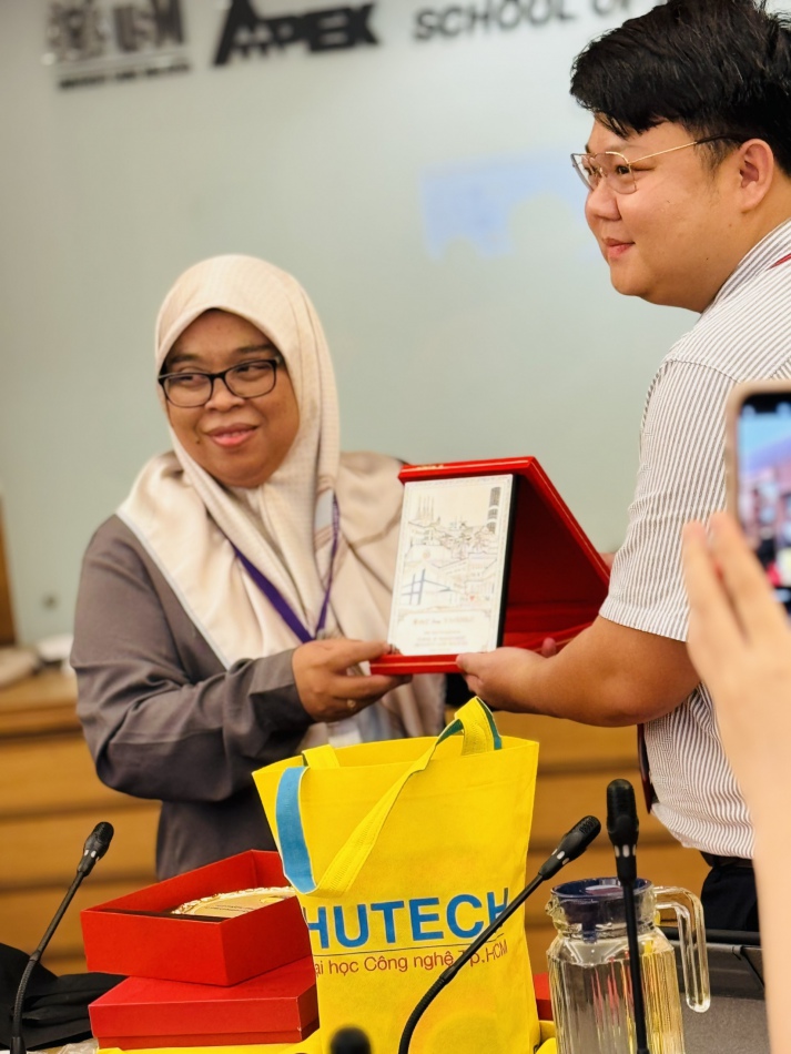 Sinh viên HUTECH trao đổi học tập và giao lưu văn hoá tại Universiti Sains Malaysia 62