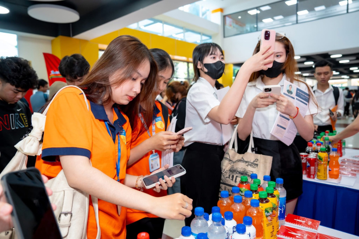 HUTECH Alumni Job Fair 2025: Nắm Bắt Cơ Hội Vàng, Vươn Tới Thành Công Trong Kỷ Nguyên Số cùng MIB 23