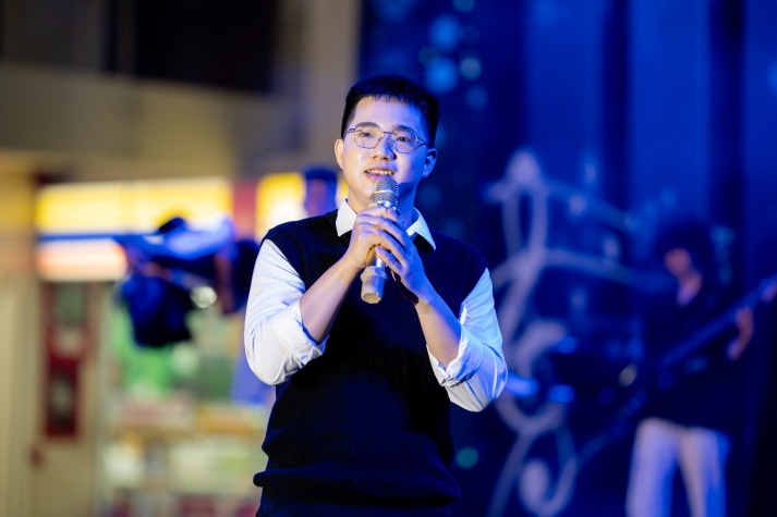 Sinh viên Khoa Marketing - Kinh Doanh Quốc Tế tổ chức sự kiện âm nhạc "ONLI FEST" - đồ án kết thúc môn học Quản trị sự kiện 13