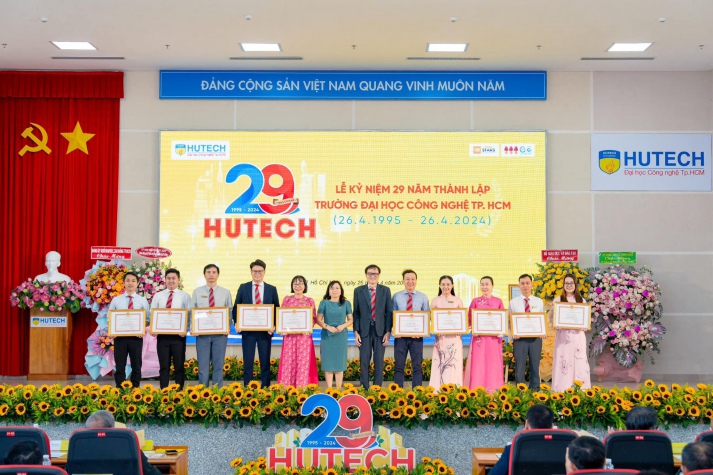 KHOA MARKETING – KINH DOANH QUỐC TẾ HÂN HOAN CHÀO ĐÓN 29 NĂM NGÀY THÀNH LẬP TRƯỜNG ĐẠI HỌC CÔNG NGHỆ TP.HCM – HUTECH, 26/04/1995 – 26/04/2024. 16