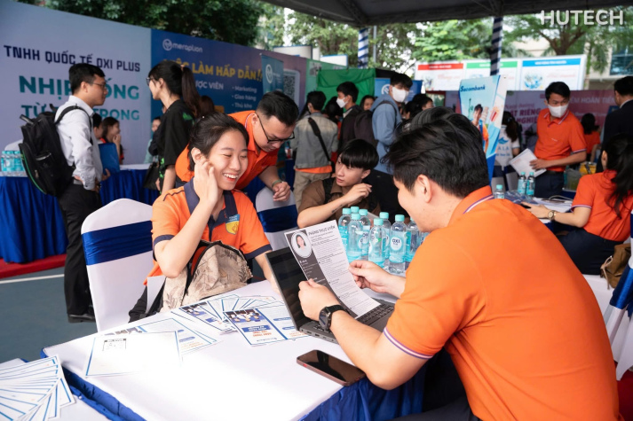 HUTECH Alumni Job Fair 2025: Nắm Bắt Cơ Hội Vàng, Vươn Tới Thành Công Trong Kỷ Nguyên Số cùng MIB 44