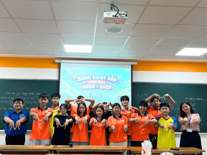 Tân MIBers Khóa 2026 hào hứng tham gia buổi sinh hoạt lớp đầu tiên tại MIB - HUTECH 17