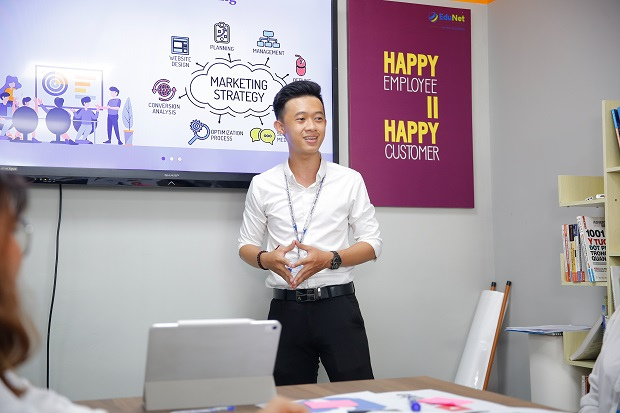 Faculty of Marketing and International Business 713