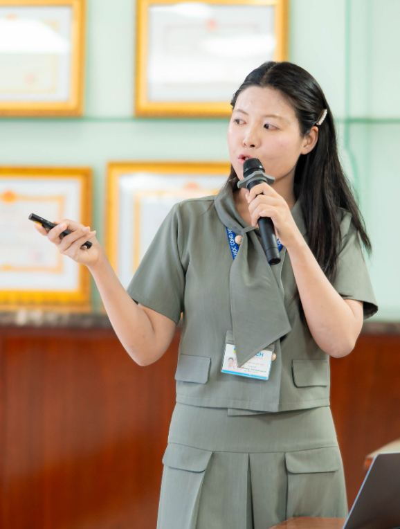 [Ảnh] Hội thảo “Phương pháp giảng dạy tutorial/seminar trong môi trường giáo dục đại học hiện đại” - HUTECH tiên phong đổi mới chất lượng giảng dạy 13