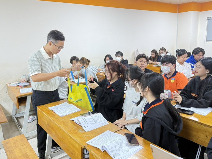 MIB Rộn Ràng Kỷ Niệm Ngày Quốc Tế Phụ Nữ 8/3: Trao Yêu Thương, Gửi Ngàn Lời Chúc 10