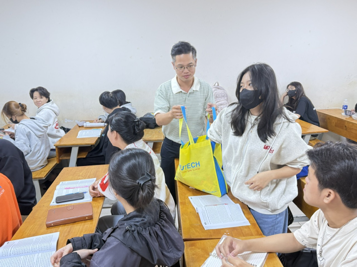 MIB Rộn Ràng Kỷ Niệm Ngày Quốc Tế Phụ Nữ 8/3: Trao Yêu Thương, Gửi Ngàn Lời Chúc 11