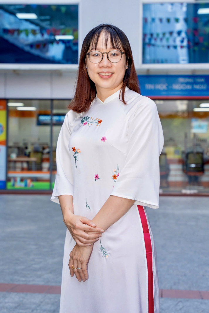 Ban lãnh đạo khoa Quản trị Kinh doanh 56
