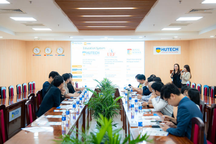 HUTECH MỞ RỘNG MẠNG LƯỚI ĐỐI TÁC CHIẾN LƯỢC: ĐẠI DIỆN KHOA QUẢN TRỊ KINH DOANH GẶP GỠ LIÊN MINH CÁC TRƯỜNG ĐẠI HỌC HÀN QUỐC 10