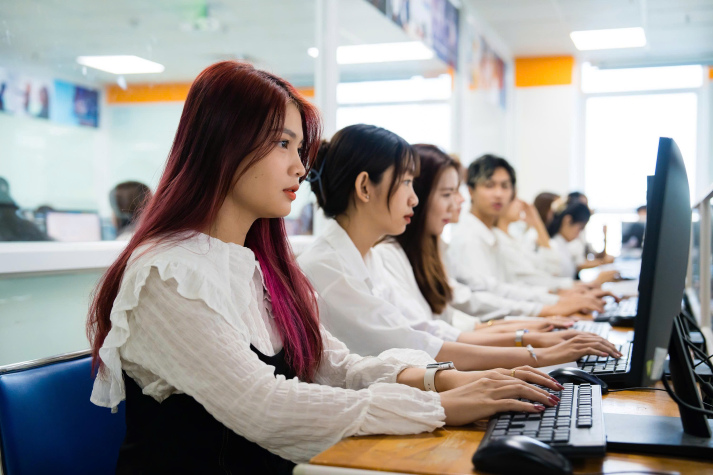 Giới thiệu Khoa Quản trị kinh doanh 77