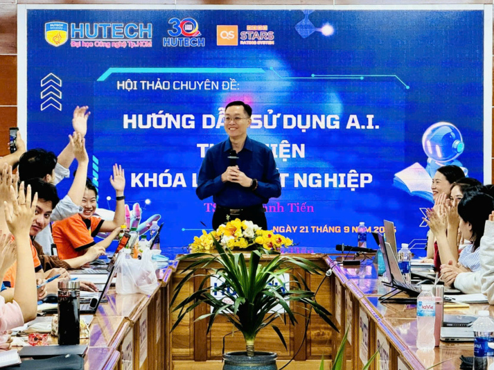 Sinh viên Khoa Quản trị Kinh doanh trang bị kỹ năng sử dụng A.I. để nâng tầm Khóa luận tốt nghiệp 15