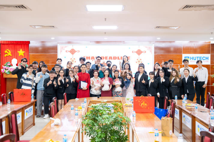 Students of the Faculty of Tourism and Hospitality Management explore how to balance family connections and personal success 67