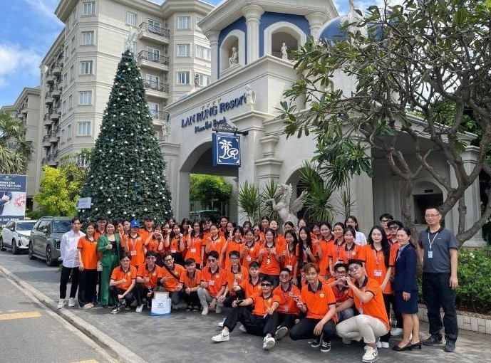 Full Bachelor's Program in Tourism and Travel Management for VND 154 Million 45