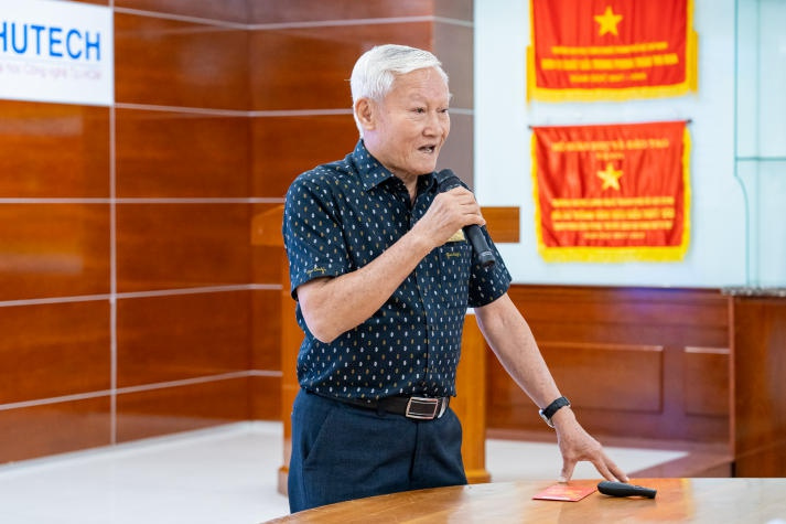 HUTECH Institute of Postgraduate Studies hosts New Year gathering and engages in productive discussions on postgraduate teaching methods 81