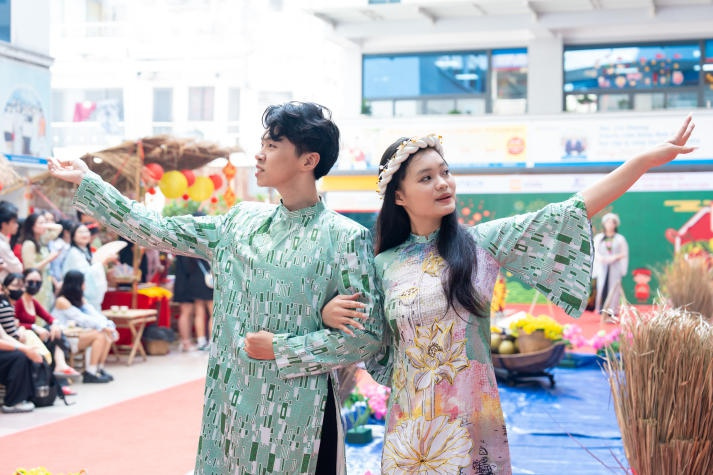 “Tet Nguyen Phong” showcases the unique beauty of traditional culture through the eyes of HUTECH’s Tourism and Hospitality students 28