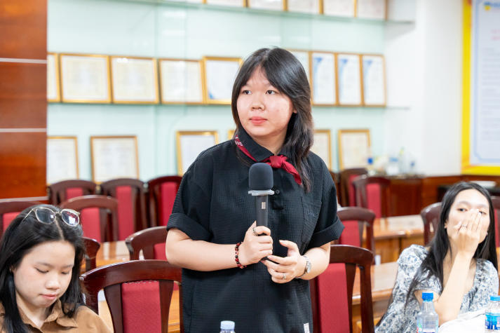 Students of the Faculty of Tourism and Hospitality Management explore how to balance family connections and personal success 56