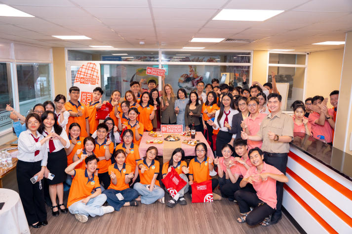 HUTECH Tourism and Hospitality Management students explore the art of cheese with experts from Paysan Breton 137