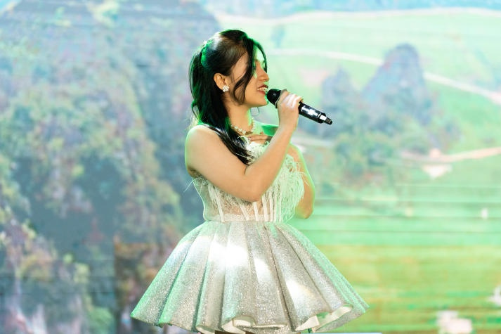 HUTECH Countdown 2025: A journey of emotions welcoming the new year 34