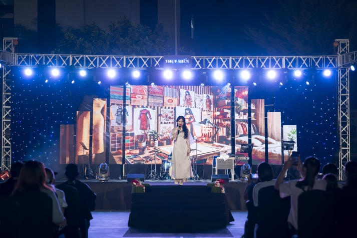 "Thuy Mien" variety show: A Journey of emotions from aspiration to success 36