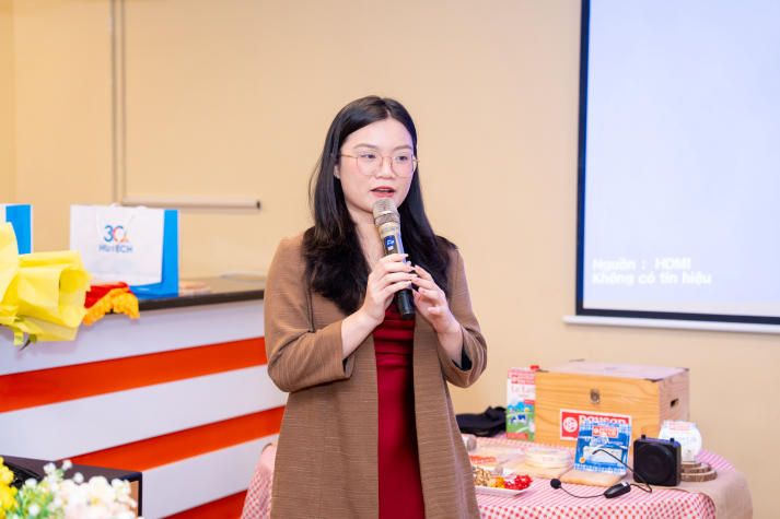 HUTECH Tourism and Hospitality Management students explore the art of cheese with experts from Paysan Breton 61