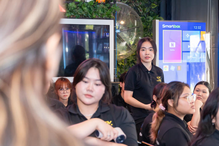 Event Management students “break in" Alta Media, exploring the backstage of modern event technology 45